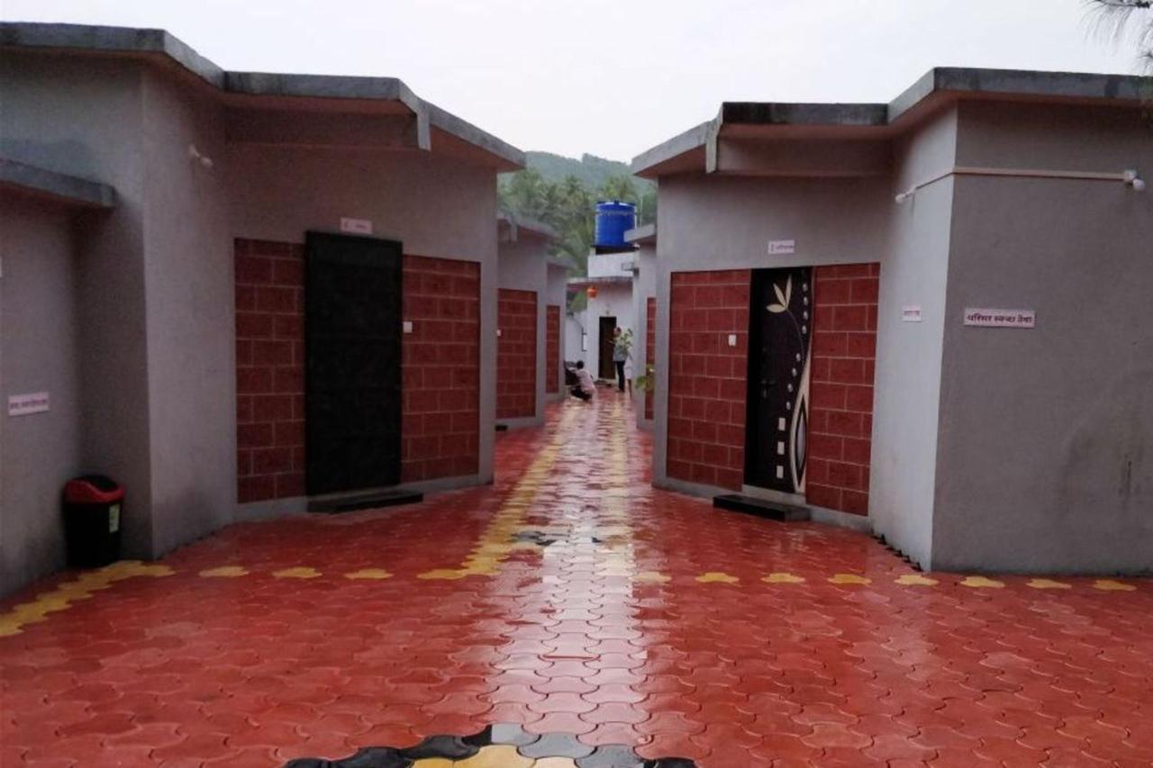 Suma Beach Resort Dāpoli Exteriör bild