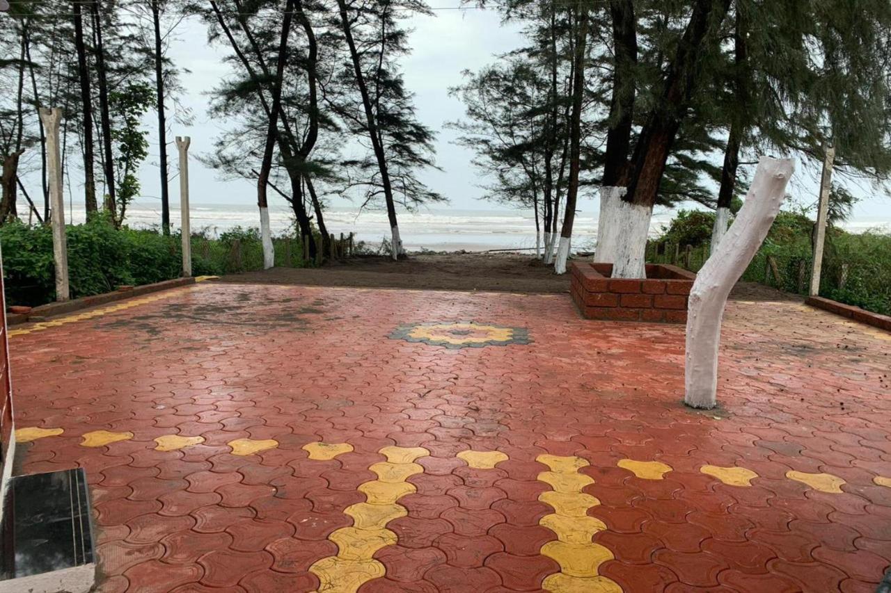 Suma Beach Resort Dāpoli Exteriör bild