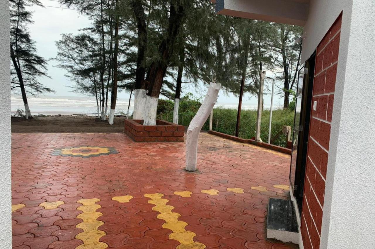 Suma Beach Resort Dāpoli Exteriör bild